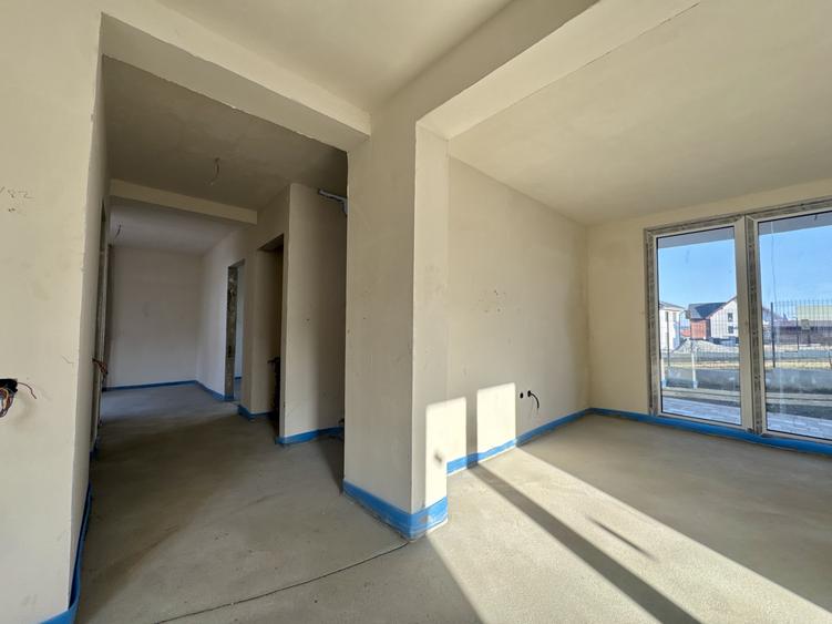 Casă cu garaj, 130 mp, 400 mp teren, CF disponibil, Chinteni