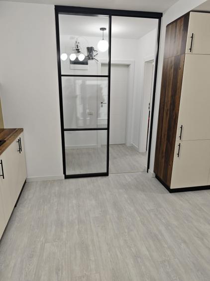Decebal-Alba Iulia | 2 camere | Balcon | AC | Centrala proprie | Bloc nou