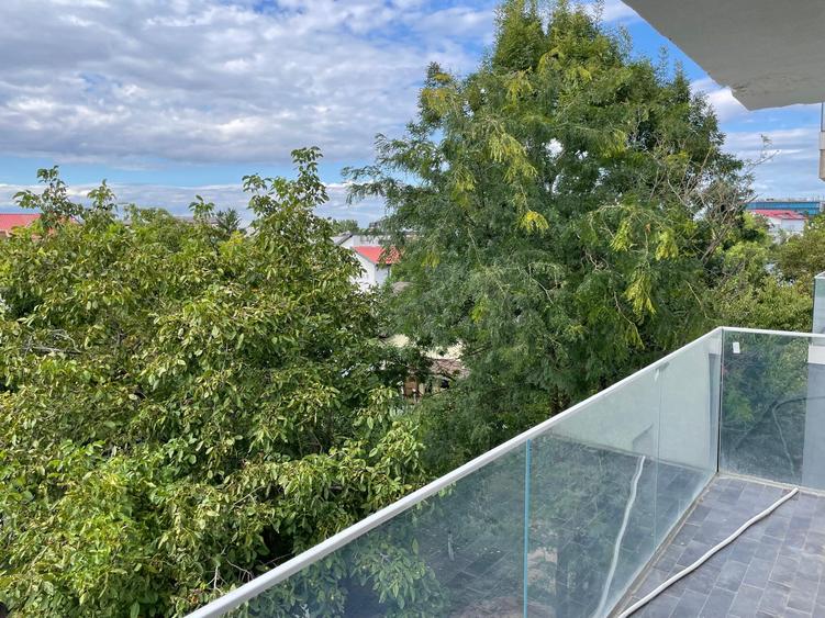 Apartament de 4 camere in clădire noua cu arhitectura modernă si vedere libera