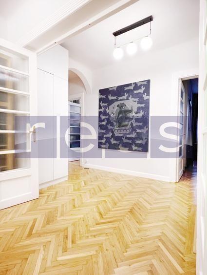 VANZARE APARTAMENT SUPERB 3 CAMERE VILA INTEREBELICA DACIA EMINESCU 90MP RENOVAT