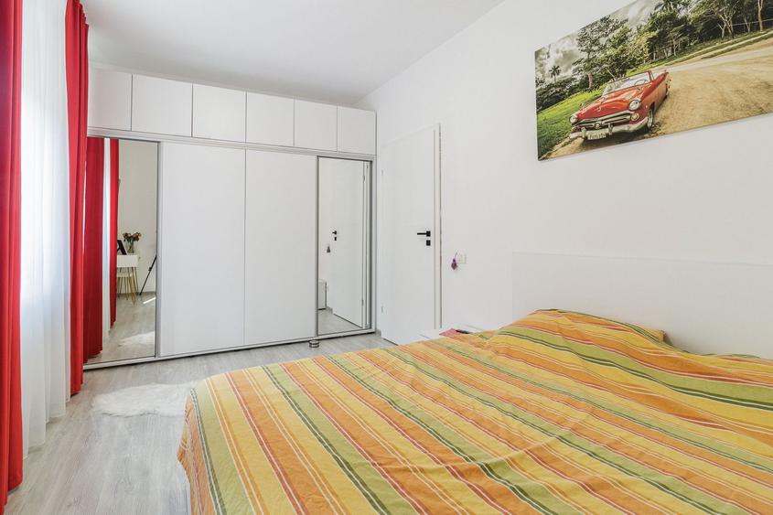 2 camere Apusului-Bacriului cu loc de parcare