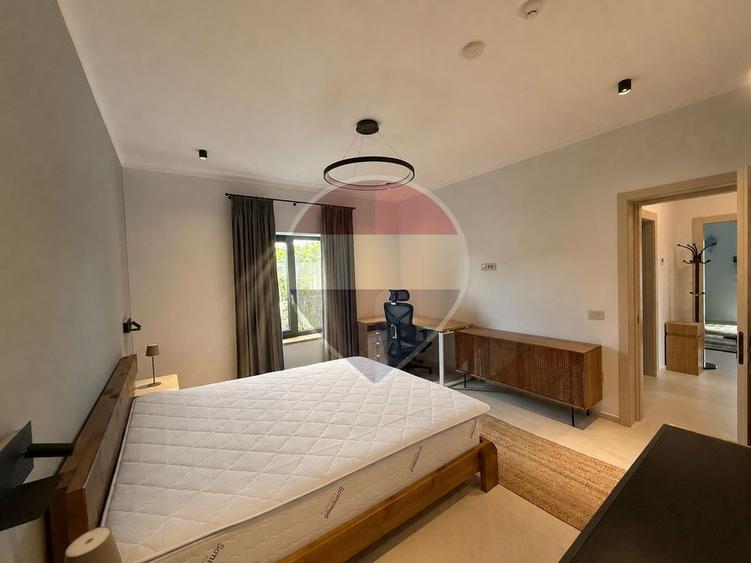 Casa/Vila exclusivista 8 camere de inchiriat - Serbanesti, Bacau