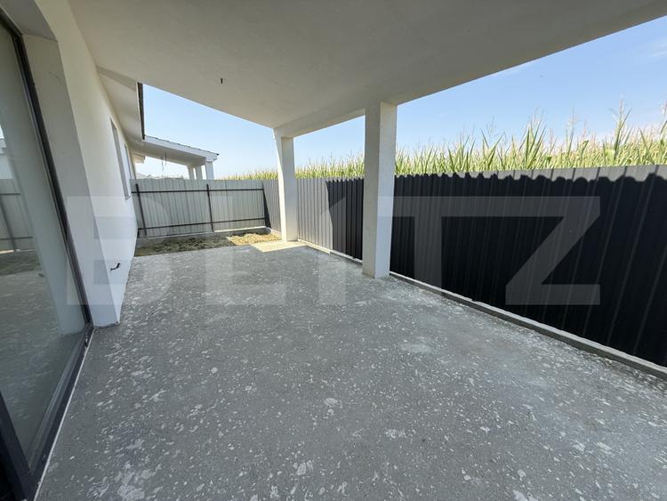 Casa cu 4 camere, 110 mp, zona Odoreu