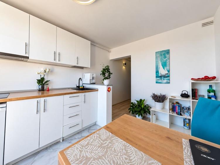 Complex Studențesc | 35 mp | Terasă | Boxă CF | Lift | Mobilat și utilat