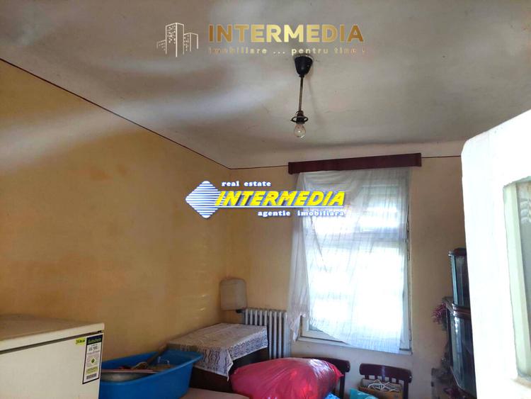 Casa de vanzare in Centru pozitie buna