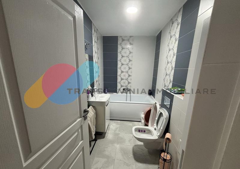 Casă finisata si mobilata, teren 500 mp-Campenesti