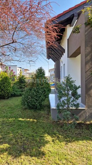 Casă în Dumbrăvița – 3 dormitoare, garaj, complet mobilată și utilată - 8