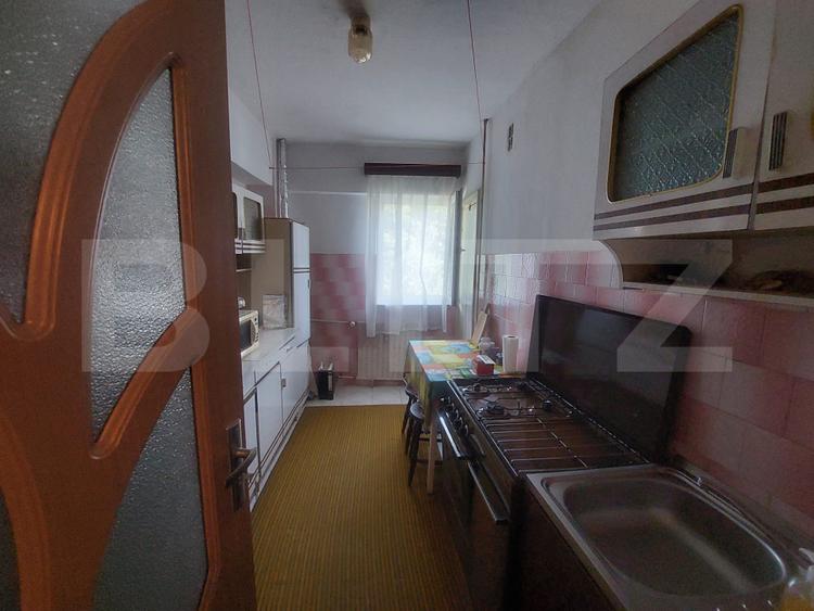Apartament cu 3 camere in zona Electro Mall