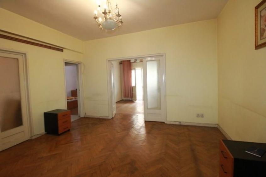 Inchiriere apartament 4 camere|Brezoianu|Cismigiu