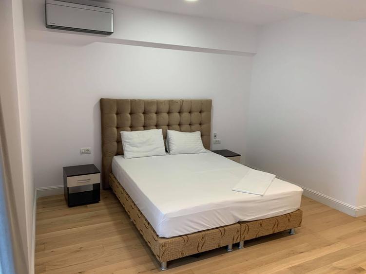 Apartament cu 2 camere, 2 băi și balcon – central, lângă Piața Victoriei