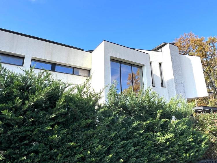CASA CONCEPT SUSTENABILA CU POMPE DE CALDURA SI PANOURI FOTOVOLTAICE