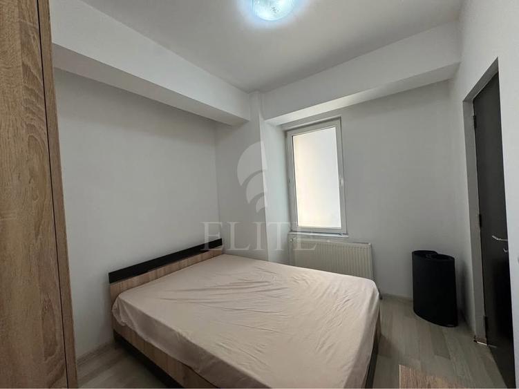 Apartament 3 camere în zona SEMICENTRALA