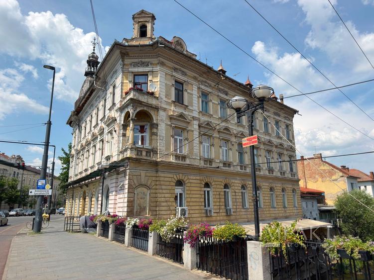 Apartament cu 2 camere decomandat in Centrul orasului str Horea nr 2