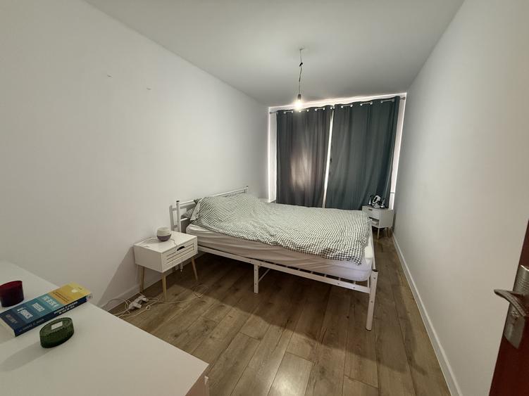 Apartament cu 4 camere, semidecomandat, etaj 4/5 - Sagului