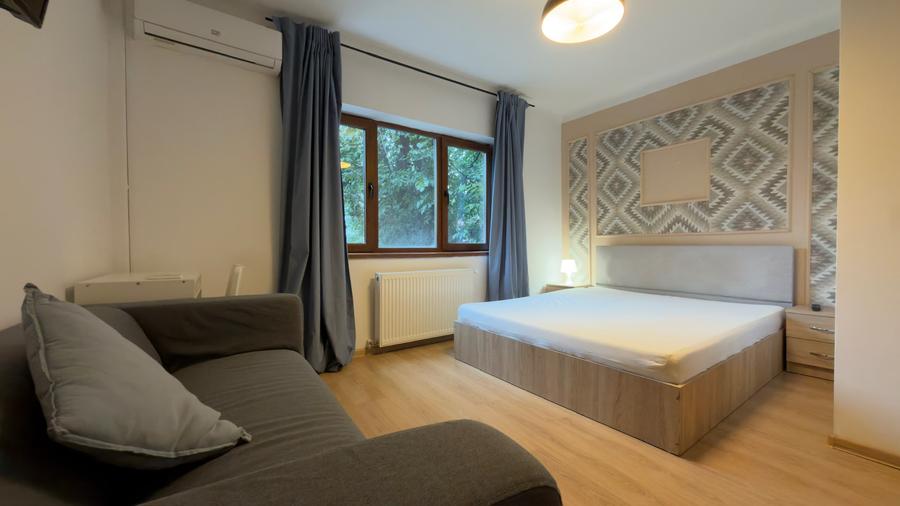 2-Bedroom Apartment – Near Cișmigiu Park