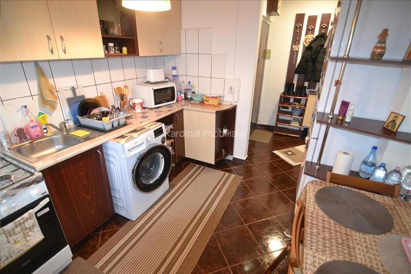 Apartament 2 camere mobilat utilat complet ,parcare Astra - Saturn ( Ardealul)