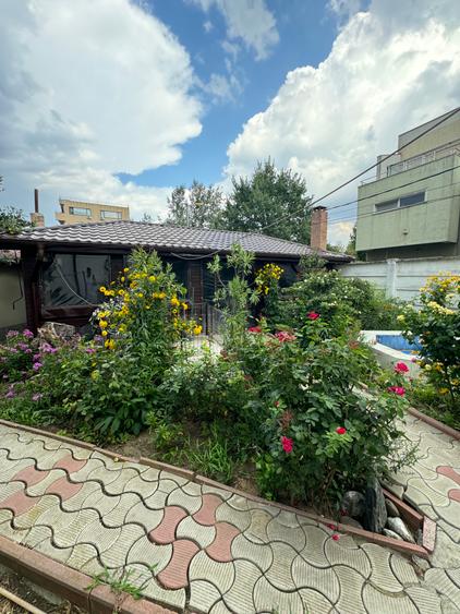 Vanzare vila lacul Baneasa