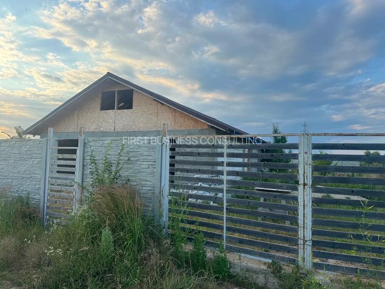 Casa Peris  zona Cocioc  (Nefinalizata) , langa terenul de Golf Bucharest - 7