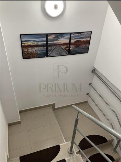 MODERN - DUPLEX SPATIOS - 6 CAM - 3 BAI - 2011 - PARTIAL MOBILAT