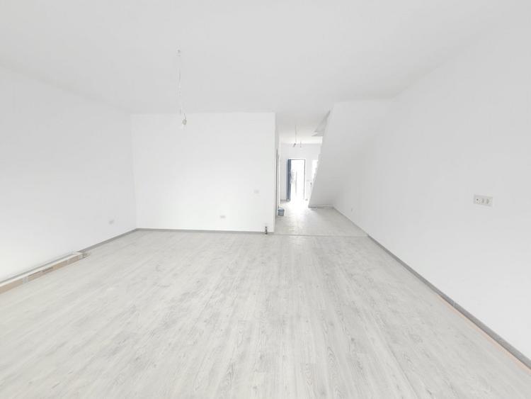 Vanzare/Duplex P+1+M Bragadiru-Strada Gliei