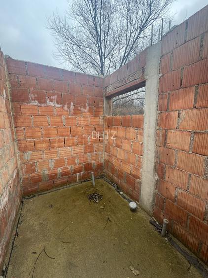Casă la roșu în Tăuții Măgherăuș, teren 800 mp, acces triplu - 14