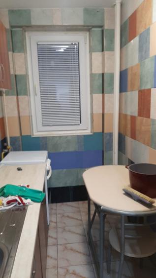 Apartament 2 camere, decomandat, de închiriat – Drumul Taberei, Romancierilor