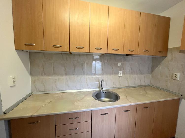 Apartament 1 camere,  zona Aradului Est