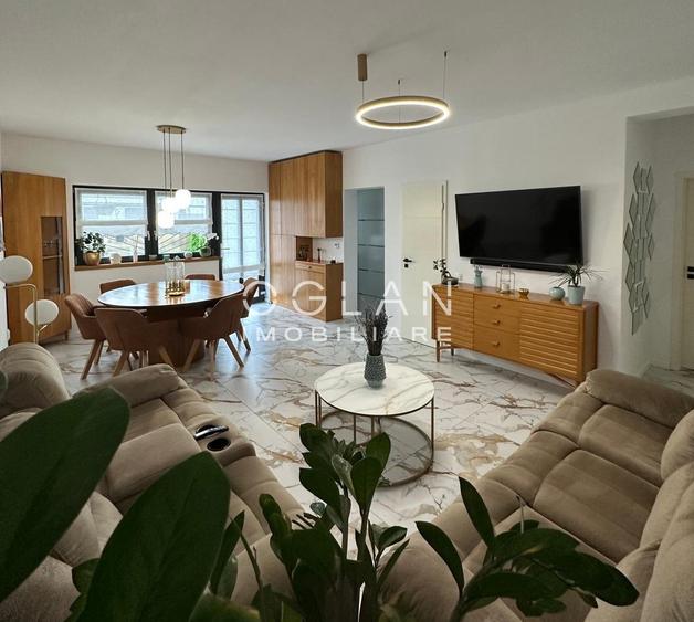 Apartament 3 cam. cu teren 120 MP, la vila
