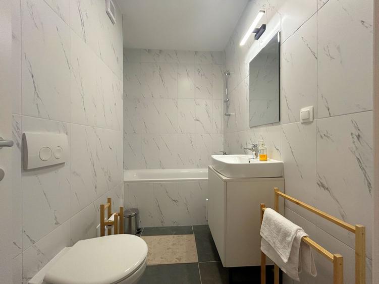 3 camere, mobilat si utilat, cu parcare, in complexul Denya