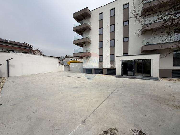 Apartament 3 camere bloc nou zona Finante - 14