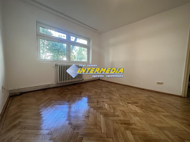 Spatiu Comercial Birou 51 mp Alba Iulia zona Cetate