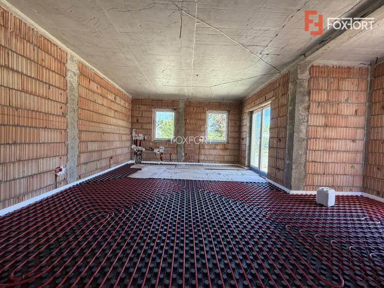 Casa individuala 4 camere, cu toate utilitatile - Sanandrei - 2