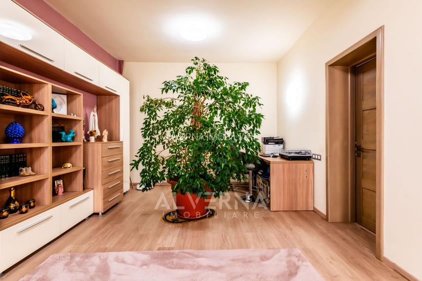 Casa individuala 268mp | 4 dormitoare + studio | 1100mp teren | Faget - 10