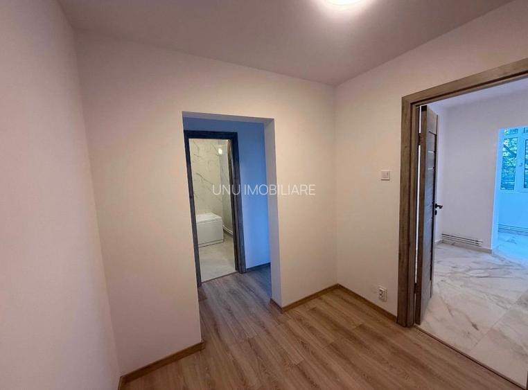2 Camere RENOVAT - Zona Canta - Etaj intermediar - Proximitate Profi / Statiile CTP - 2