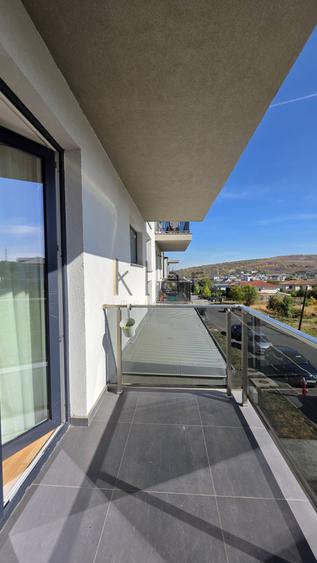Apartament modern 2 camere 52mp,2 balcoane, parcare, Borhanci