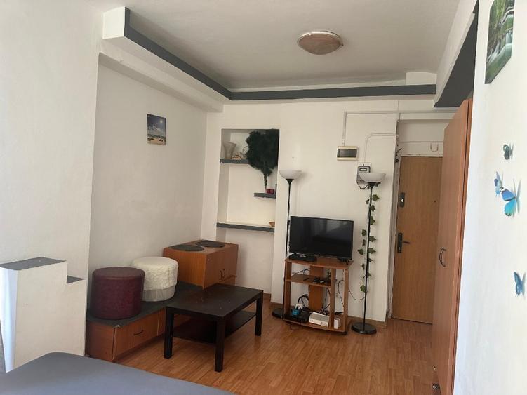 Garsoniera, Str. Smardan nr. 5 bis, bloc fara risc seismic
