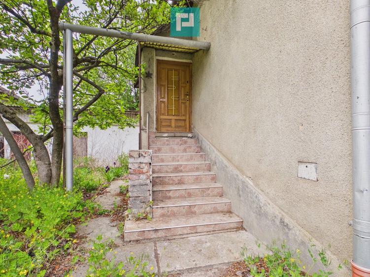Vilă cu potențial pe Calea Romanilor