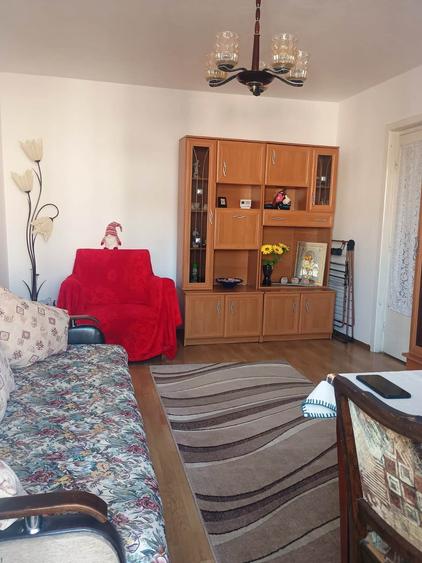 Închiriere apartament 2 camere, mobilat, utilat, etaj 2, situat ultracentral
