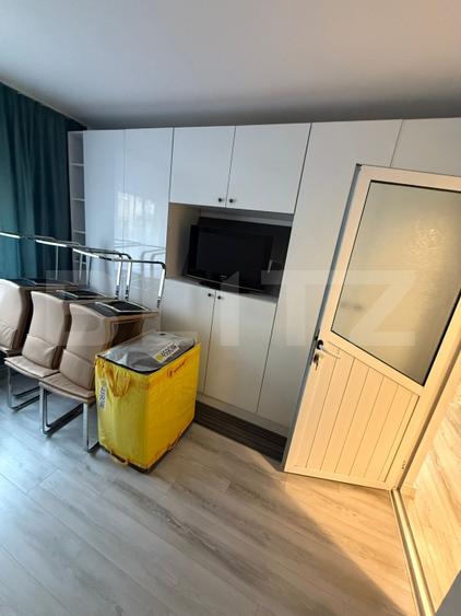Micro 11 apartament renovat recent , 72 mp, 2 bai 3 camere