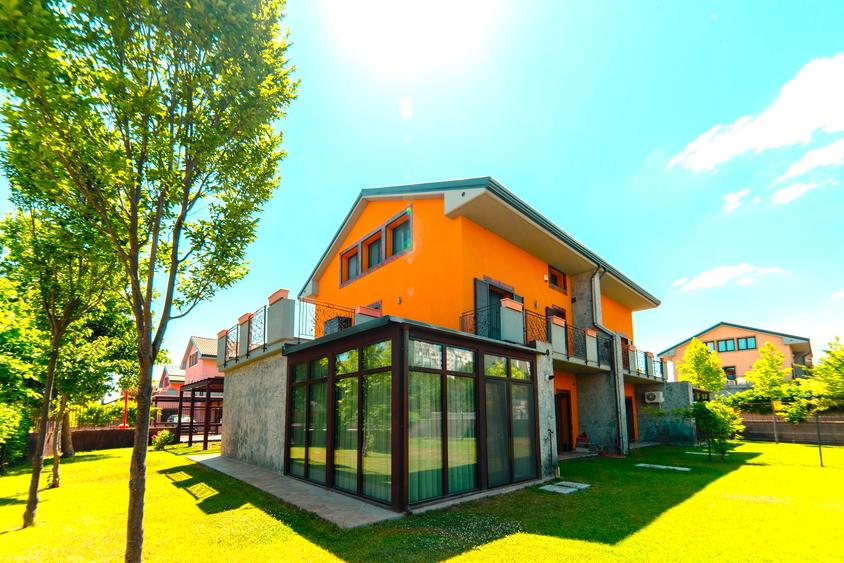 Vila Exclusivista P+2E+M zona Faleza Nord Plaja Reyna