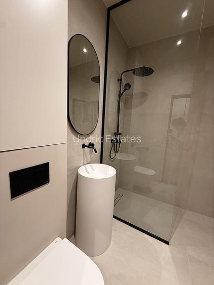 Studio de designer, nelocuit, mobilat și utilat – Bulevardul Unirii - 12