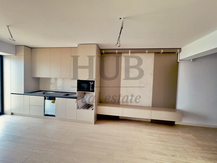 Apartament cu 2 camere-de inchiriat-bloc nou-zona centrala+parcare