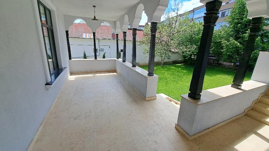 C-lung Muscel„Casa Olaru'' (1928) – Vilă monument istoric restaurată impecabil!
