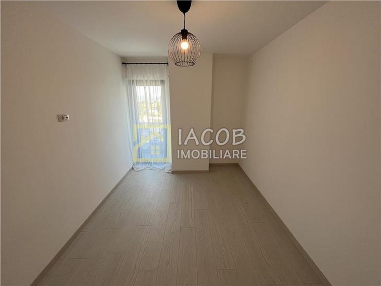 Apartament 3 camere, Str. Vadul Bistritei, Bacau