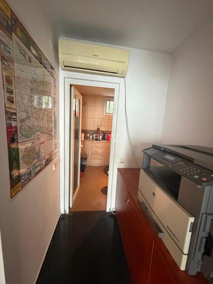 Spațiu birouri parter, 50 mp, vitrină, zona Institut - Calea București - 7