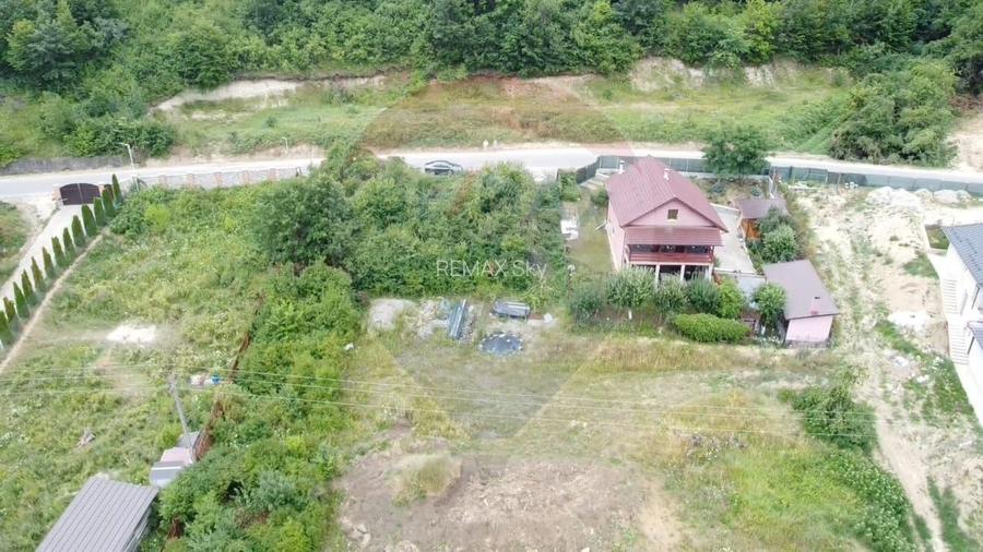 Teren de vânzare cu front la lacul Cincis, Utilități disponibile - 3