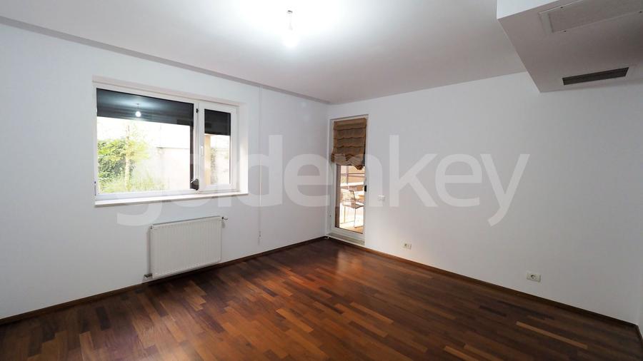 Apartament generos cu 3/4 camere | 191mpc | 90mp gradina