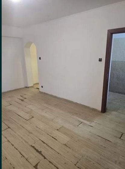 Garsoniera,Obor Metrou,bl.reabilitat,MIXT,parter/4,Libera