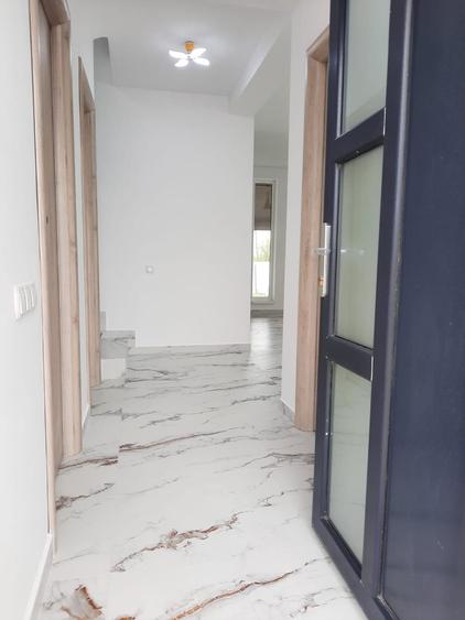 FARA COMISIOANE casa cu 5 camere P+1+pod incalzire pardoseala terasa beci garaj
