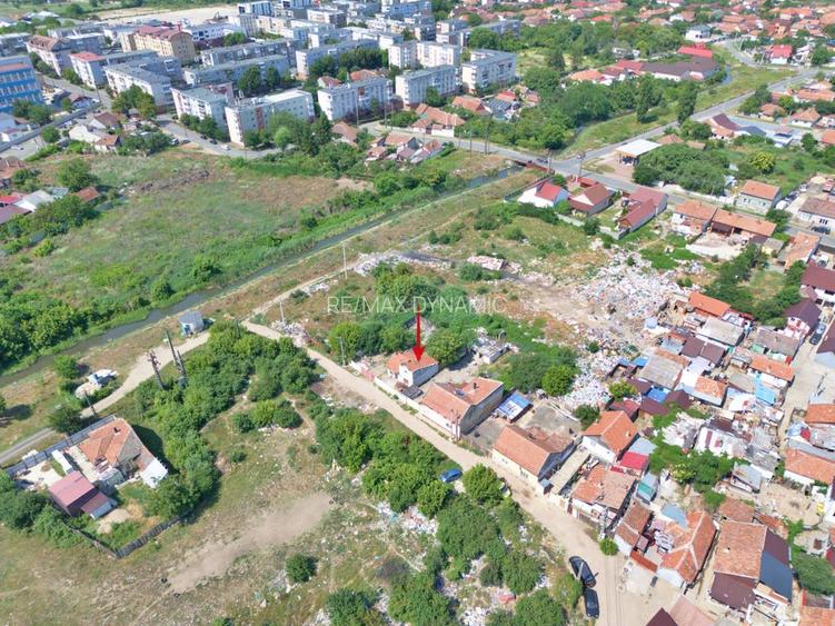Casă de renovat sau demolat, cu teren de 601 mp, în Arad - 6
